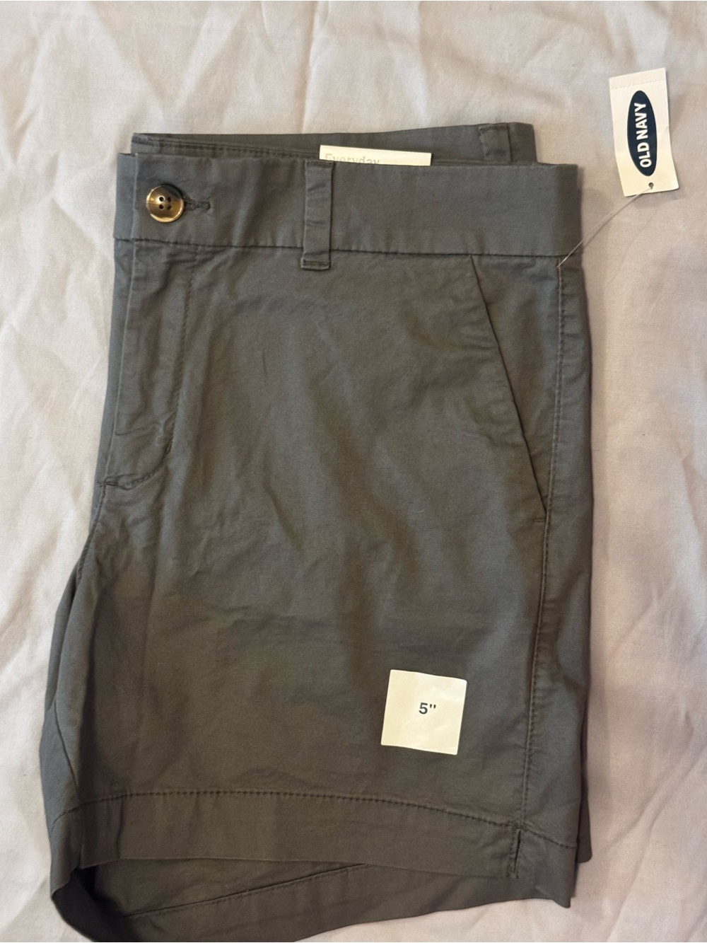 NWT Old Navy Everyday Shorts Size 12 Gray 5” Inseam Chino Shorts